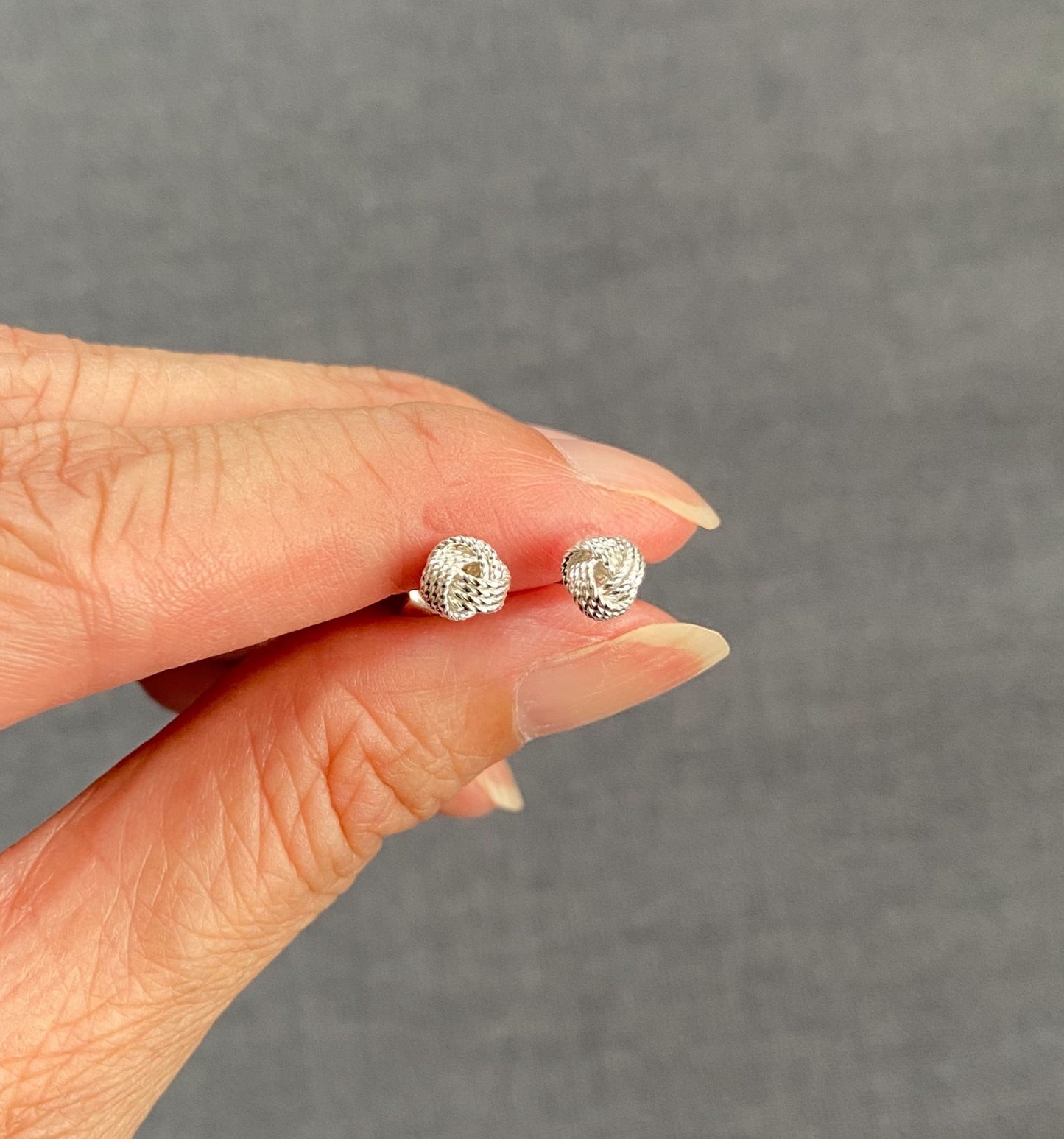 ツイストKnotピアス