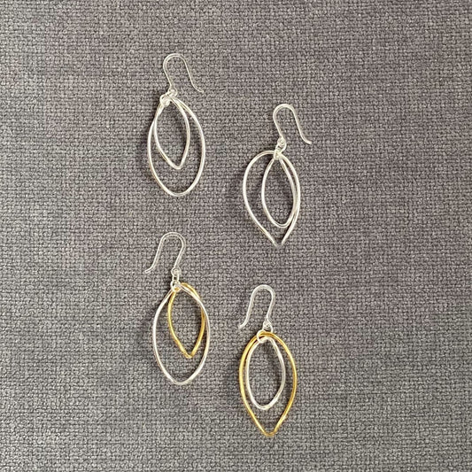 Petal 樹脂フック ピアス