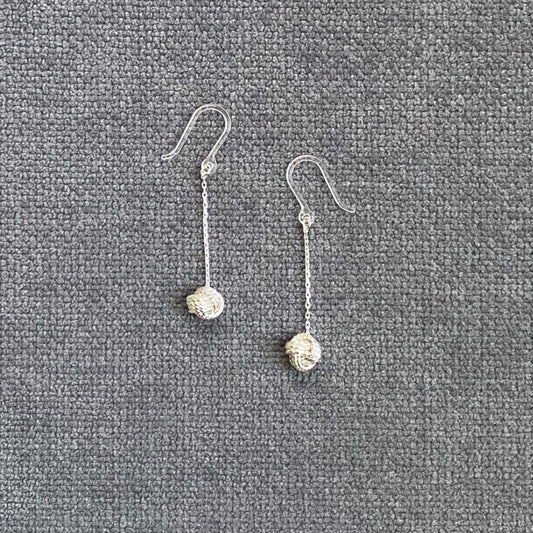 ツイストKnot樹脂フック ピアス
