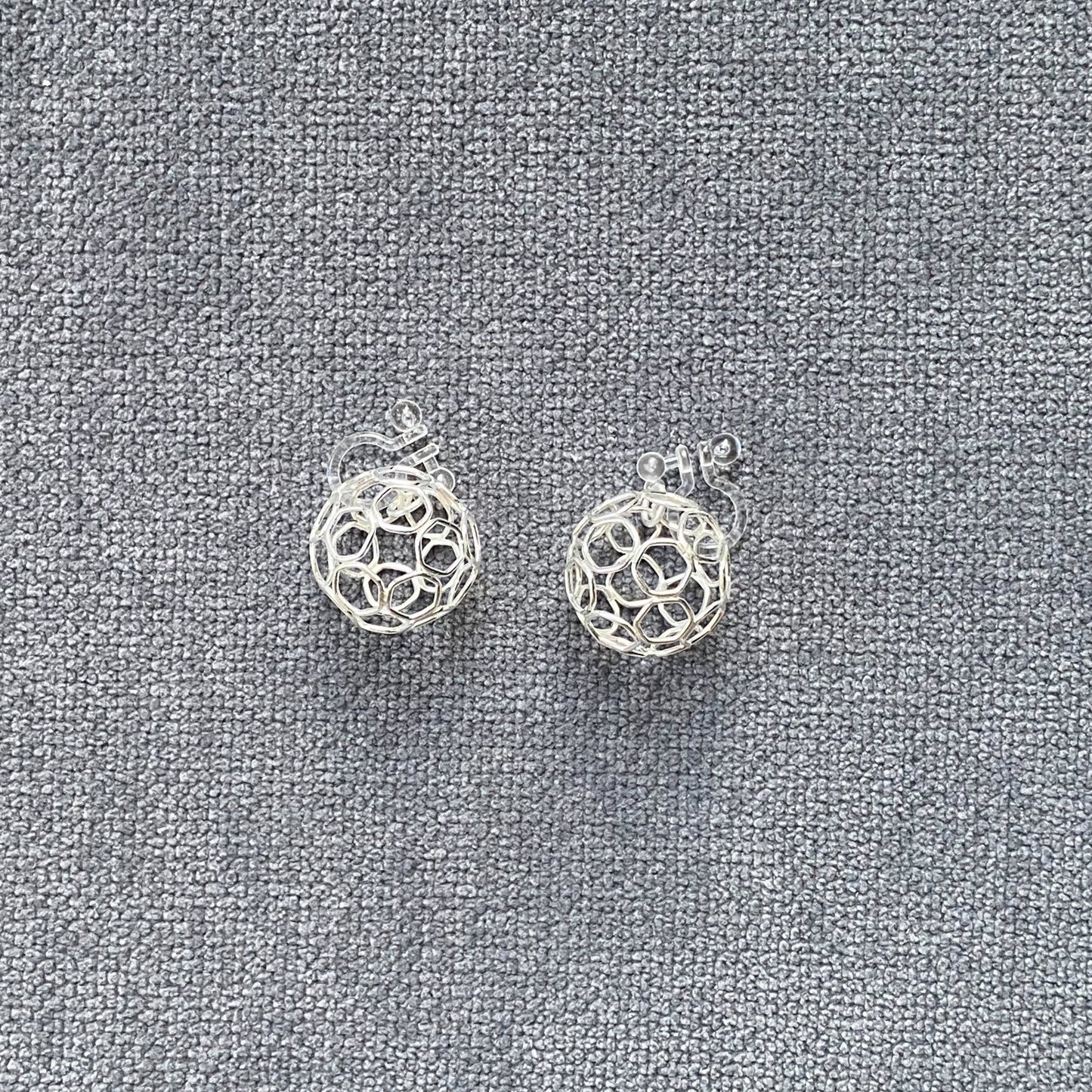 サッカーピアス(大)樹脂イヤリング