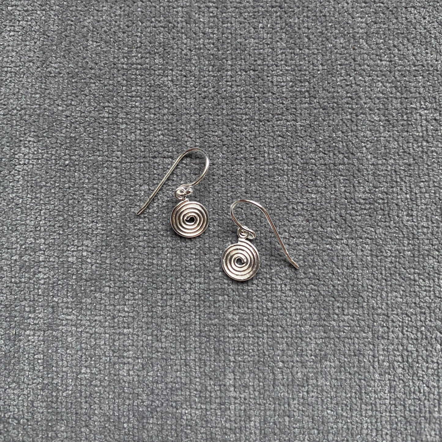 うずまき ピアス