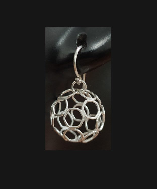 サッカーピアス(大)