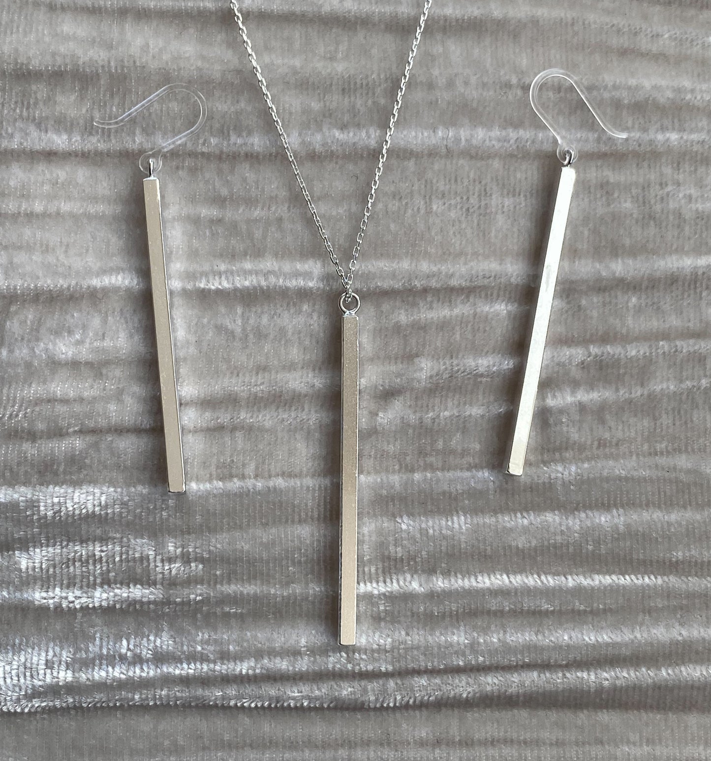 Bar Necklace and Earrings Set